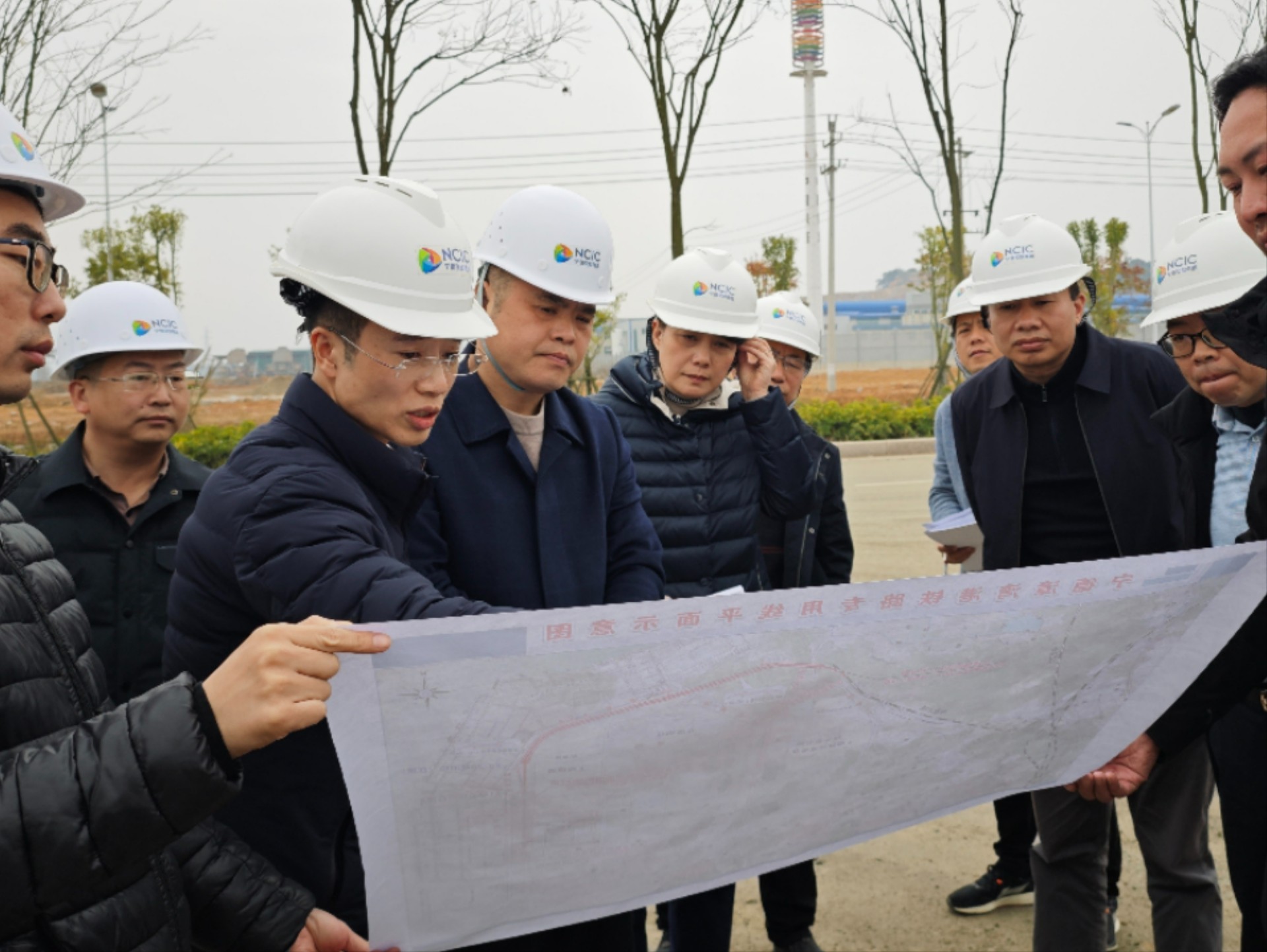 2024-2-29市交投集團(tuán)領(lǐng)導(dǎo)深入市交投物流集團(tuán)項(xiàng)目一線調(diào)研，章佳琦拍攝2.jpg